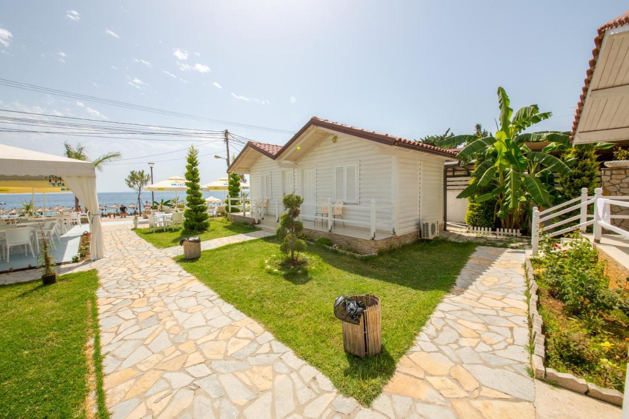 Villa Vela E Bardhe à Dhërmi Extérieur photo