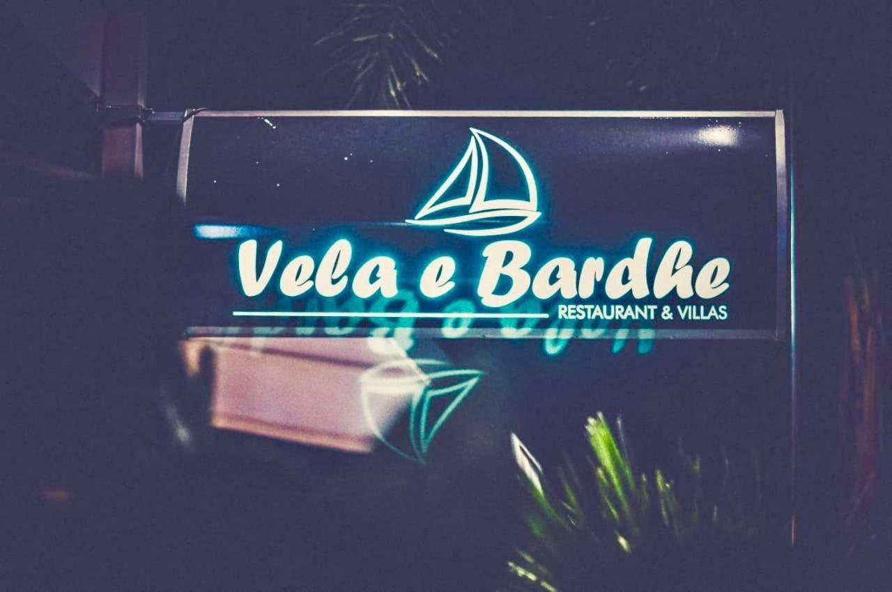 Villa Vela E Bardhe à Dhërmi Extérieur photo