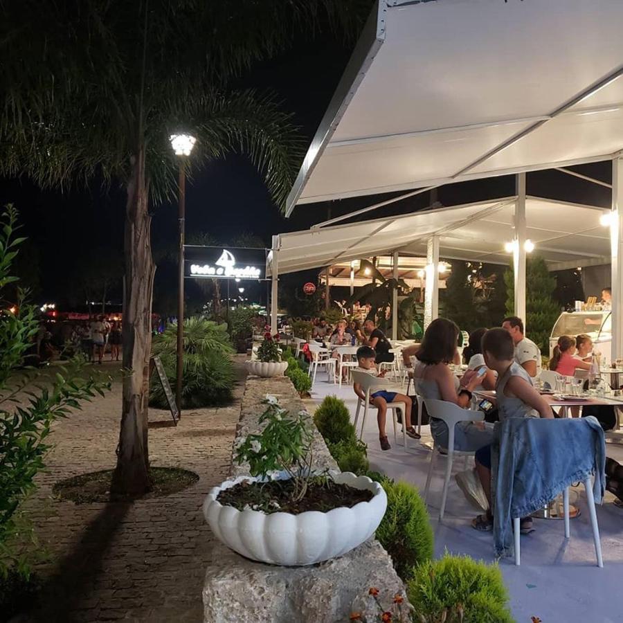 Villa Vela E Bardhe à Dhërmi Extérieur photo